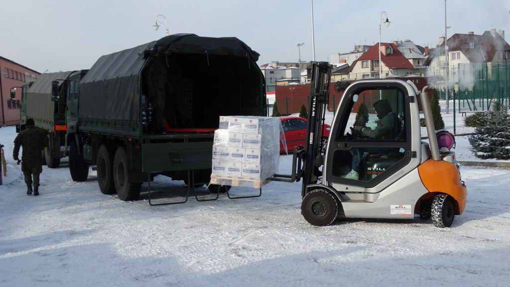 17 ton żywności od Caritasu trafiło do Ostrołęki. Kto skorzysta z pomocy? [02.02.2021] - zdjęcie #8 - eOstroleka.pl