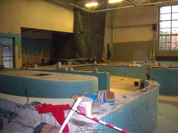 Budowa Aquaparku (24.11.2010) - zdjęcie #12 - eOstroleka.pl