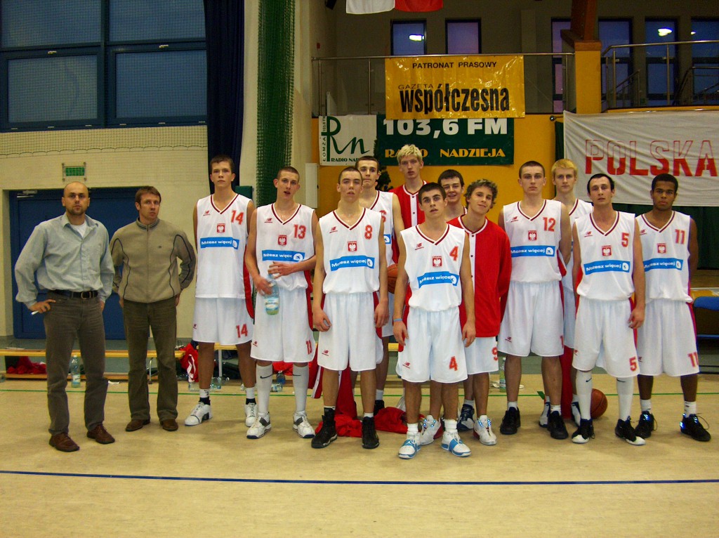 Polska - Estonia 2003 (mecz repr. juniorów) - zdjęcie #9 - eOstroleka.pl