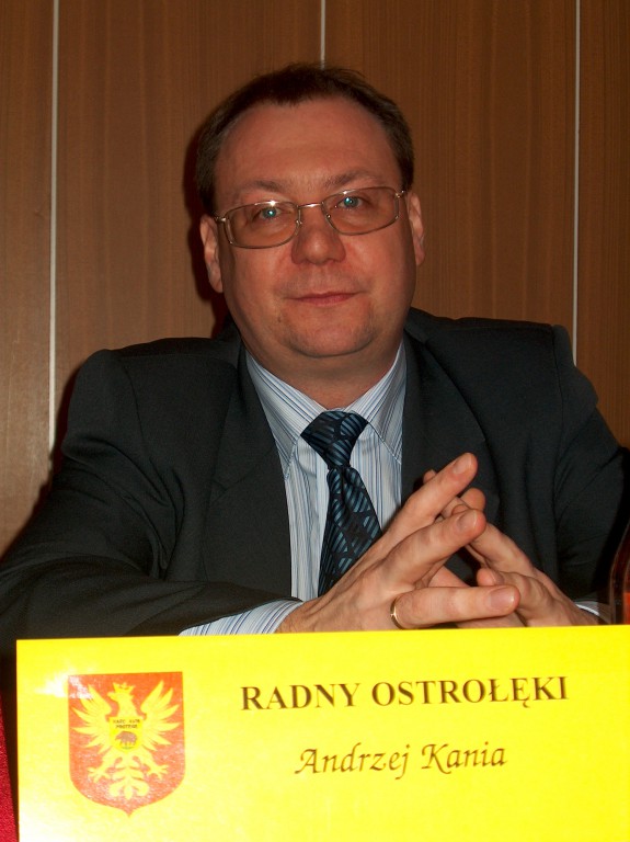 Budżetowa sesja rady miasta - grudzień 2003 - zdjęcie #1 - eOstroleka.pl
