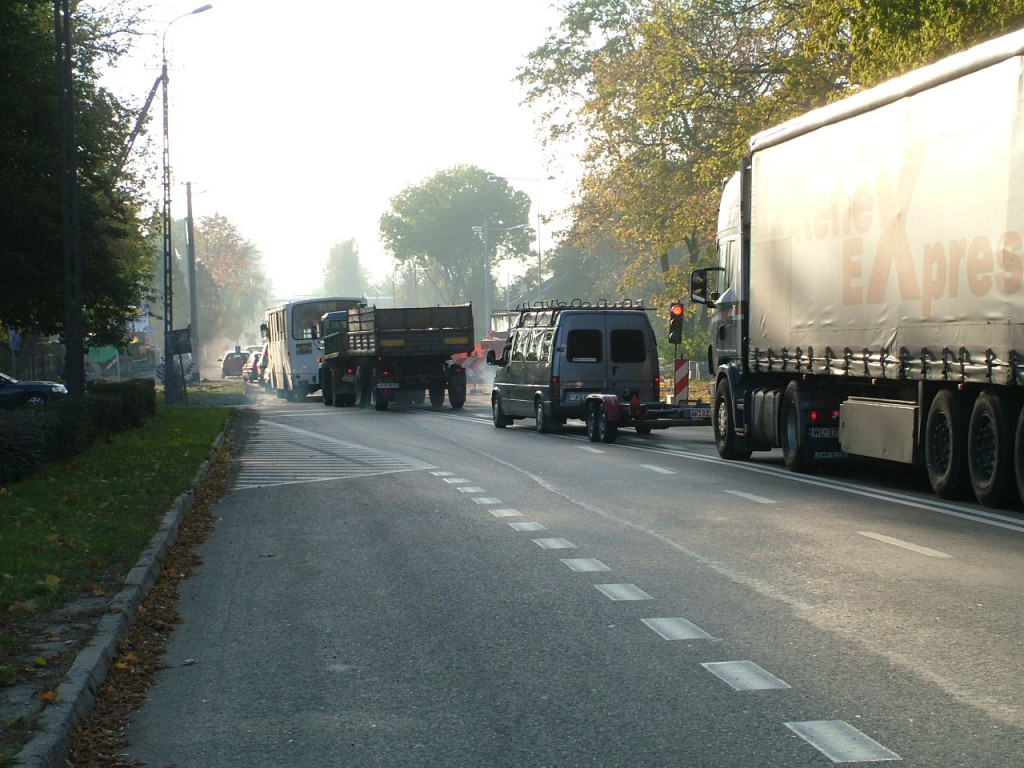 Korek na trasie do Wojciechowic 2005 - zdjęcie #2 - eOstroleka.pl