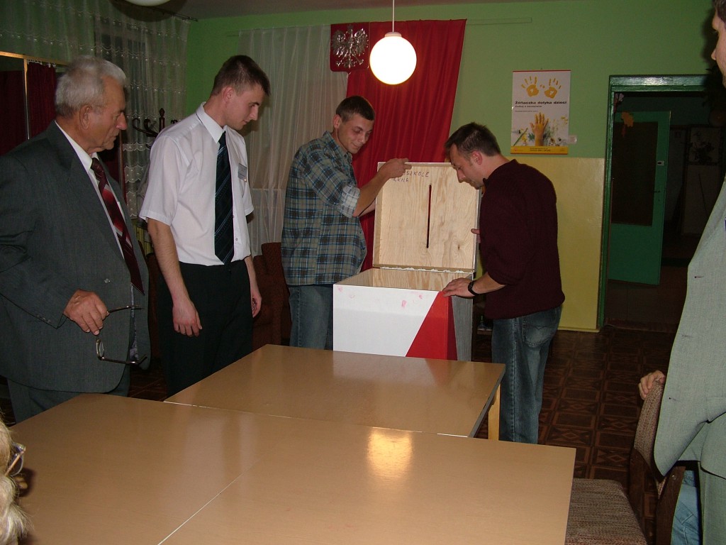 Wybory prezydenckie 2005 - zdjęcie #4 - eOstroleka.pl