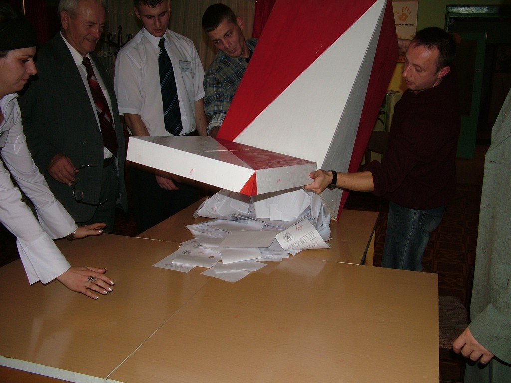 Wybory prezydenckie 2005 - zdjęcie #5 - eOstroleka.pl