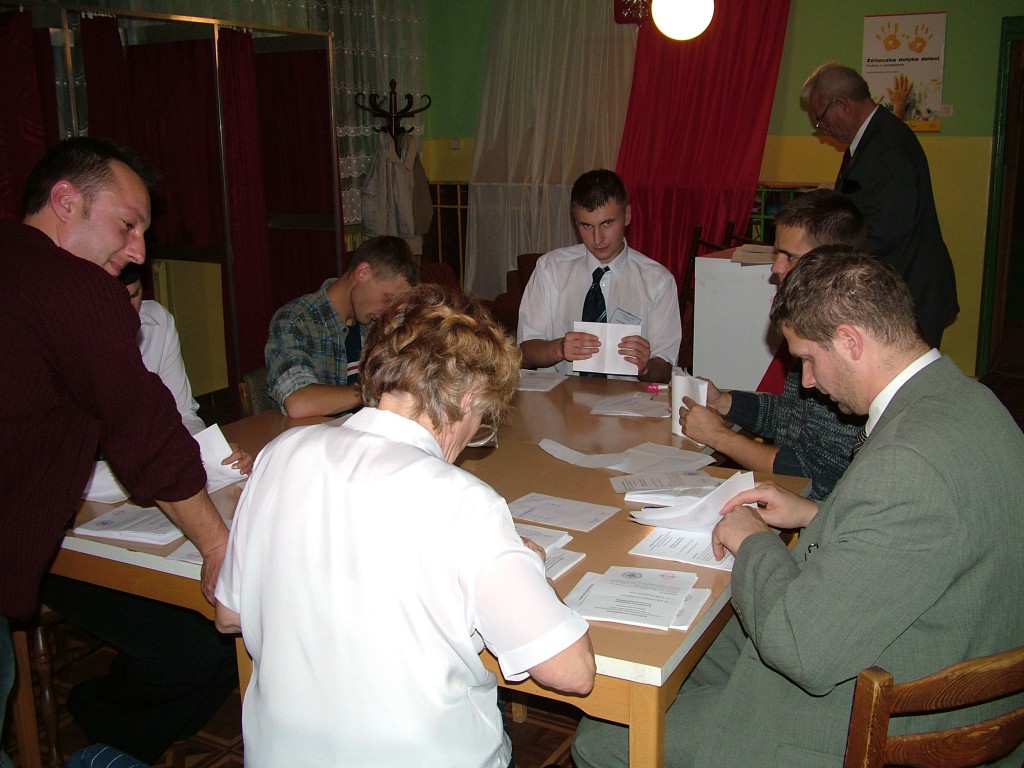 Wybory prezydenckie 2005 - zdjęcie #11 - eOstroleka.pl