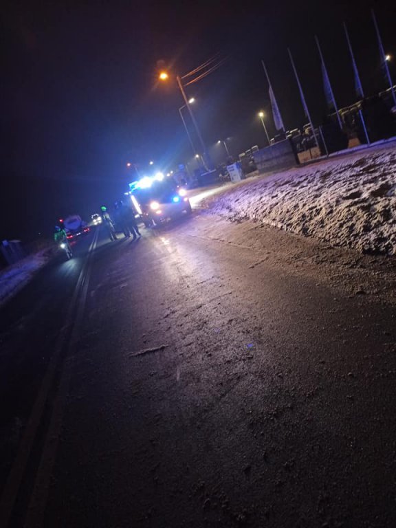 Wypadek w Zamościu [16.02.2021] - zdjęcie #3 - eOstroleka.pl