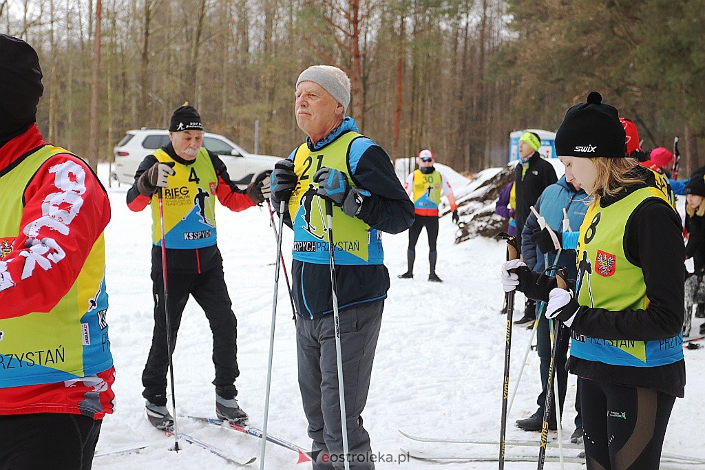 Charytatywny bieg narciarski w Przystani [20.02.2021] - zdjęcie #19 - eOstroleka.pl