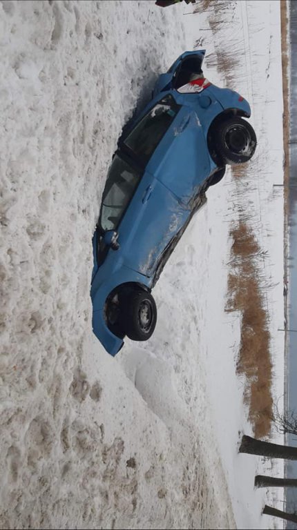Wypadek na trasie drogi wojewódzkiej Chorzele - Zaręby - zdjęcie #4 - eOstroleka.pl