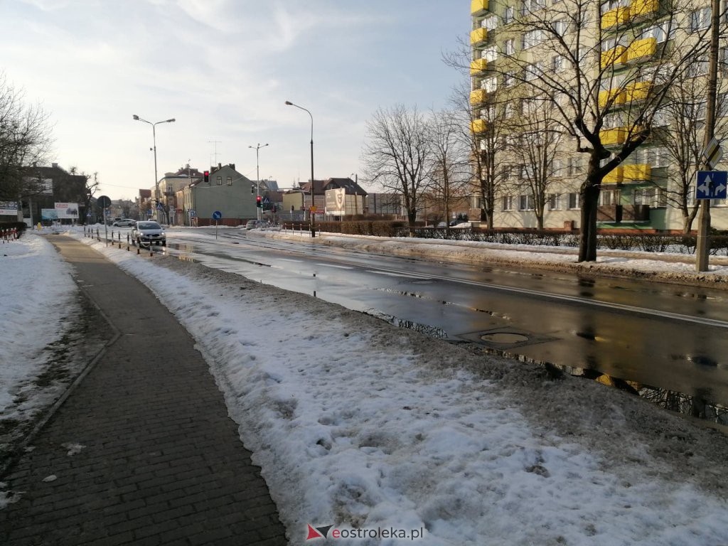 Roztopy w Ostrołęce. Śnieg znika w błyskawicznym tempie [21.02.2021] - zdjęcie #7 - eOstroleka.pl