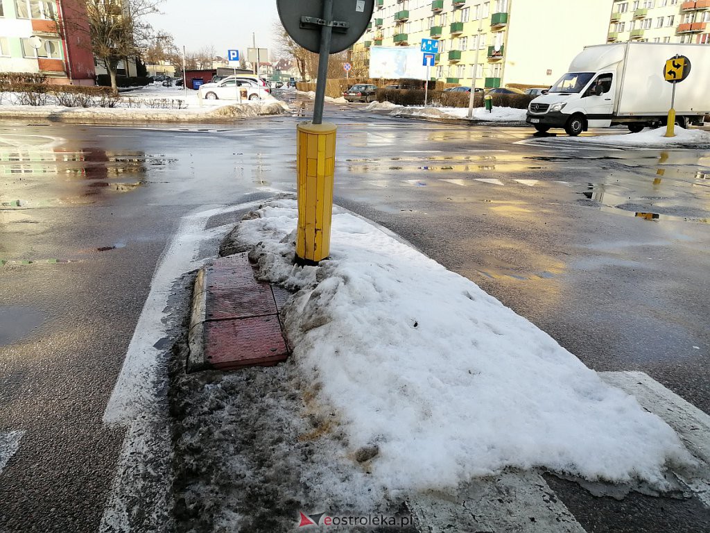 Roztopy w Ostrołęce. Śnieg znika w błyskawicznym tempie [21.02.2021] - zdjęcie #25 - eOstroleka.pl