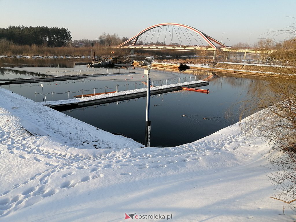Poziom wody na Narwi w Ostrołęce. Jaki jest dziś, podczas gwałtownych roztopów? [22.02.2021] - zdjęcie #32 - eOstroleka.pl
