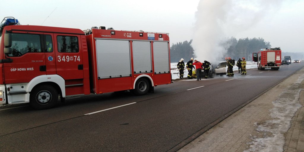 Pożary pod Ostrołęką. Gdy strażacy gasili jeden, kilka metrów dalej wybuch drugi! [23.02.2021] - zdjęcie #4 - eOstroleka.pl