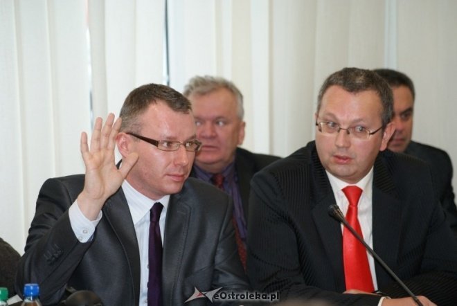 I sesja nowej Rady Miasta (01.12.2010) - zdjęcie #39 - eOstroleka.pl