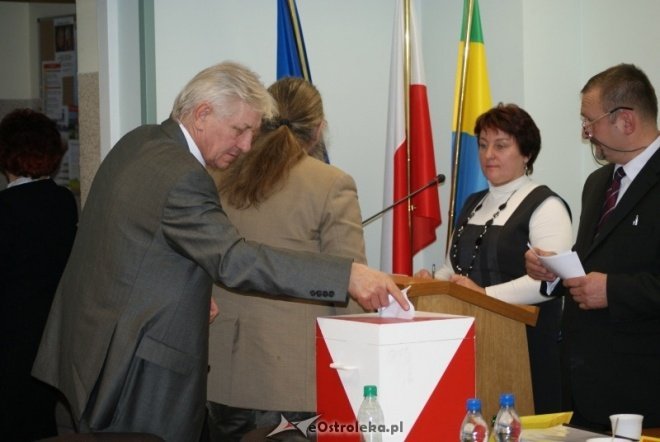 I sesja nowej Rady Miasta (01.12.2010) - zdjęcie #18 - eOstroleka.pl