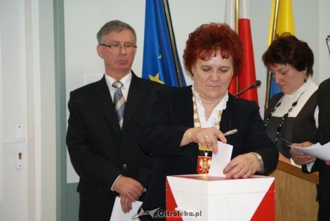 I sesja nowej Rady Miasta (01.12.2010) - zdjęcie #38 - eOstroleka.pl