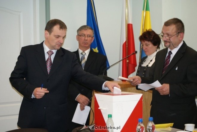 I sesja nowej Rady Miasta (01.12.2010) - zdjęcie #15 - eOstroleka.pl
