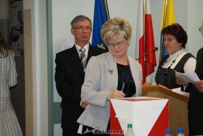 I sesja nowej Rady Miasta (01.12.2010) - zdjęcie #14 - eOstroleka.pl