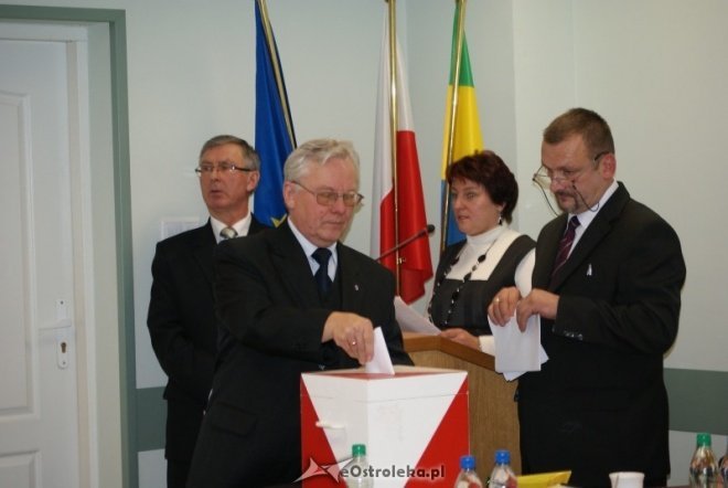 I sesja nowej Rady Miasta (01.12.2010) - zdjęcie #10 - eOstroleka.pl