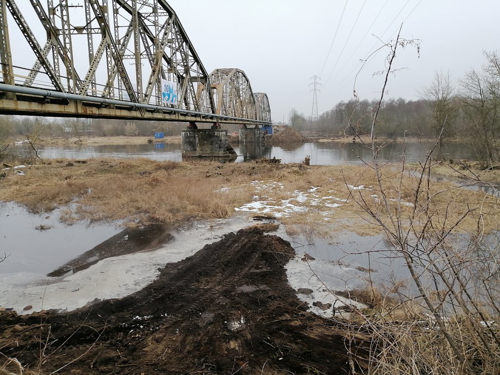 Ruszyli z rozbiórką mostu kolejowego na Narwi w Ostrołęce [01.03.2021] - zdjęcie #17 - eOstroleka.pl
