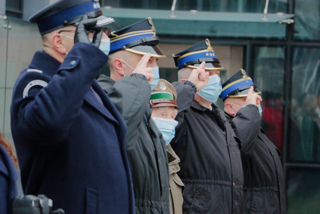 Narodowy Dzień Pamięci Żołnierzy Wyklętych w Ostrołęce [01.03.2021] - zdjęcie #17 - eOstroleka.pl