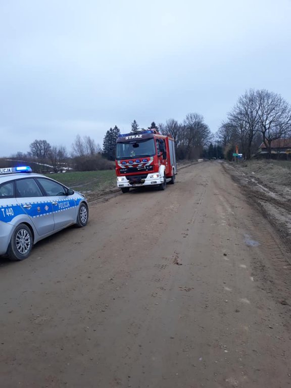 Tragiczny wypadek na budowie Via Baltica. Utonął operator spycharki - zdjęcie #4 - eOstroleka.pl