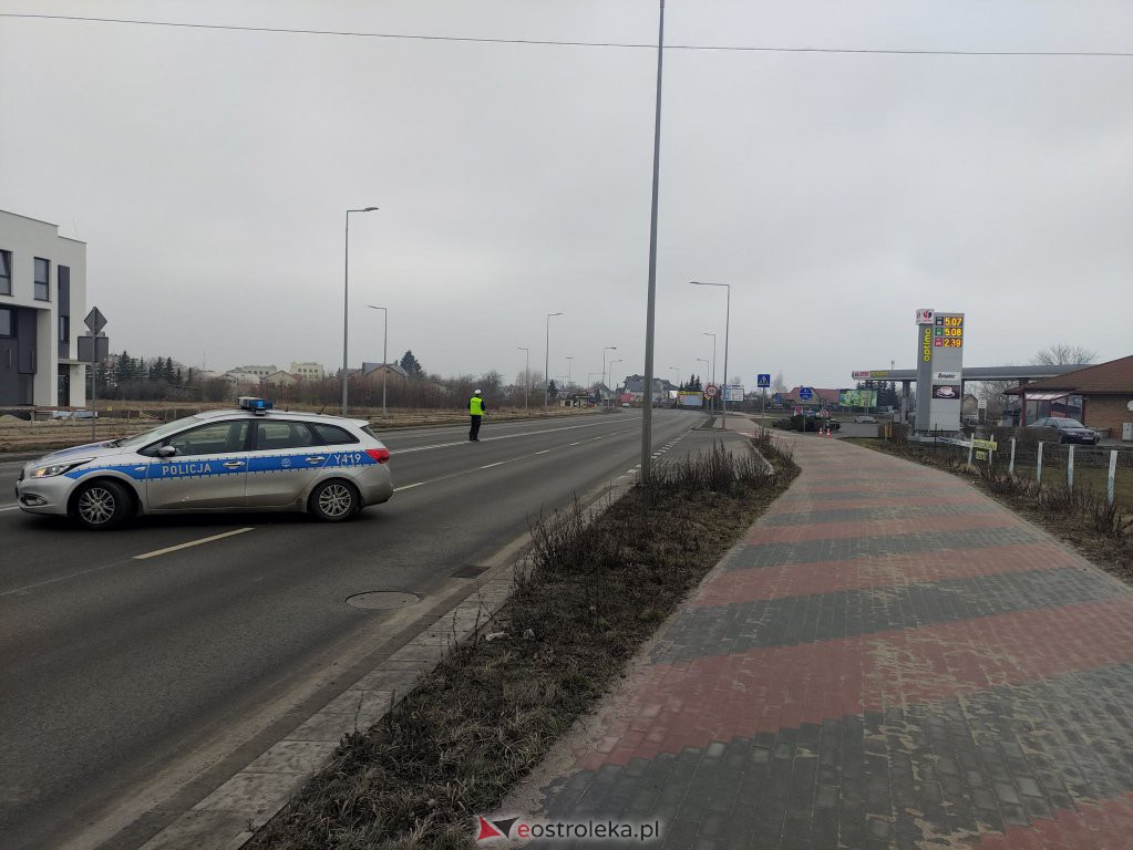Niewybuch przy ulicy Ostrowskiej. Zablokowano część ulic w rejonie mleczarni [04.03.2021] - zdjęcie #7 - eOstroleka.pl