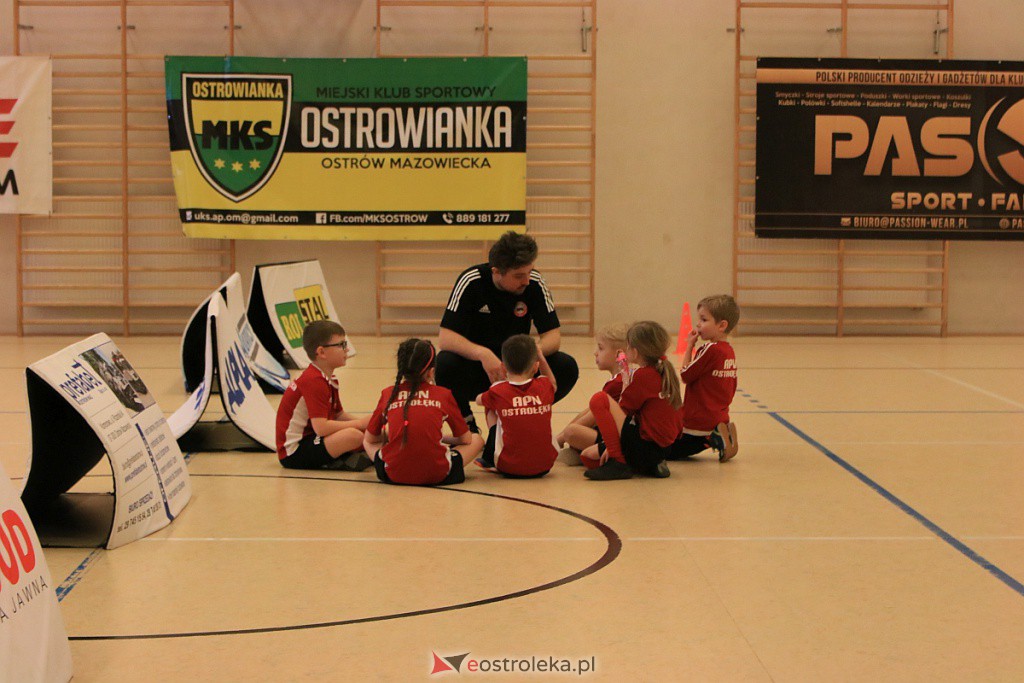 Turniej Ostrrowianka CUP 2021 - rocznik 2014 [06.03.2021] - zdjęcie #33 - eOstroleka.pl