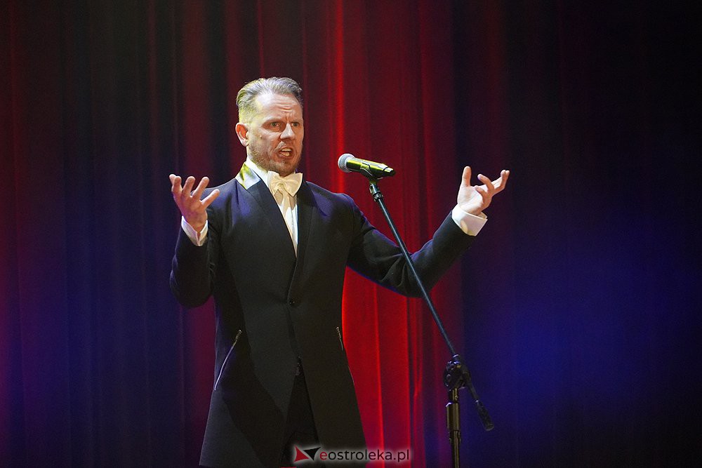 Brunetki, blondynki... - koncert z okazji Dnia Kobiet - zdjęcie #42 - eOstroleka.pl