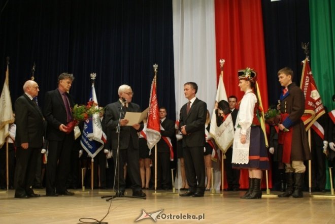 Uroczysta sesja Rady Miasta (03.12.2010) - zdjęcie #8 - eOstroleka.pl