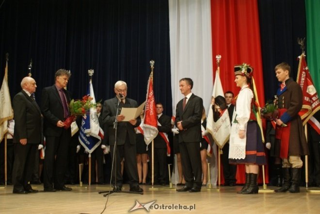 Uroczysta sesja Rady Miasta (03.12.2010) - zdjęcie #7 - eOstroleka.pl