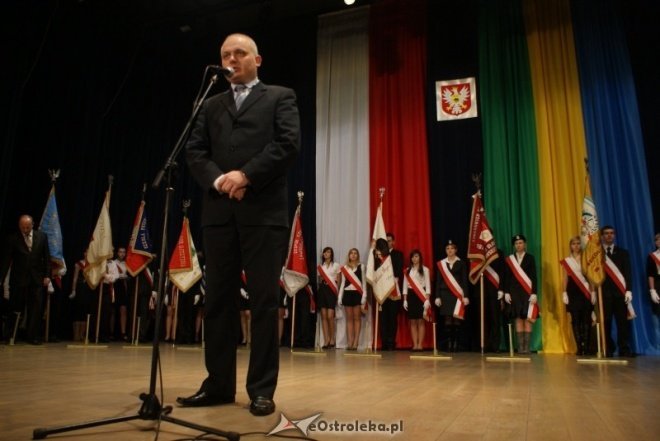 Uroczysta sesja Rady Miasta (03.12.2010) - zdjęcie #5 - eOstroleka.pl
