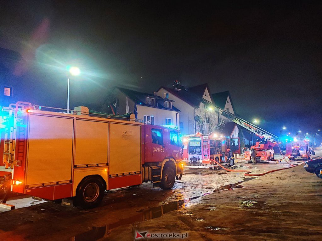 Pożar domu przy ul. Steyera [14.03.2021] - zdjęcie #7 - eOstroleka.pl