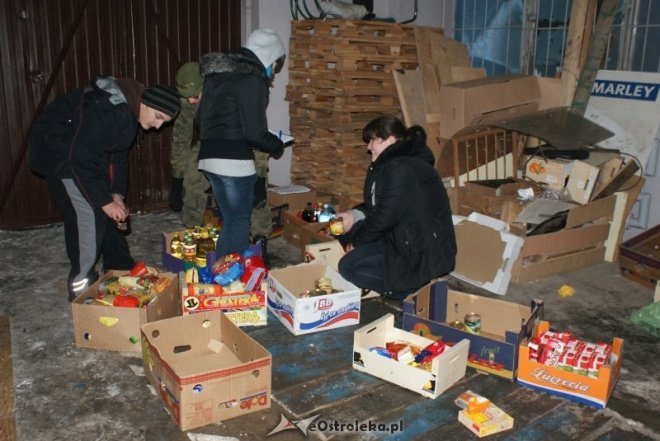 Świąteczna Zbiórka Żywności (03.12.2010) - zdjęcie #12 - eOstroleka.pl