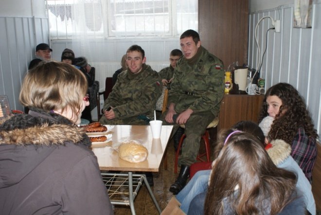 Świąteczna Zbiórka Żywności (03.12.2010) - zdjęcie #14 - eOstroleka.pl