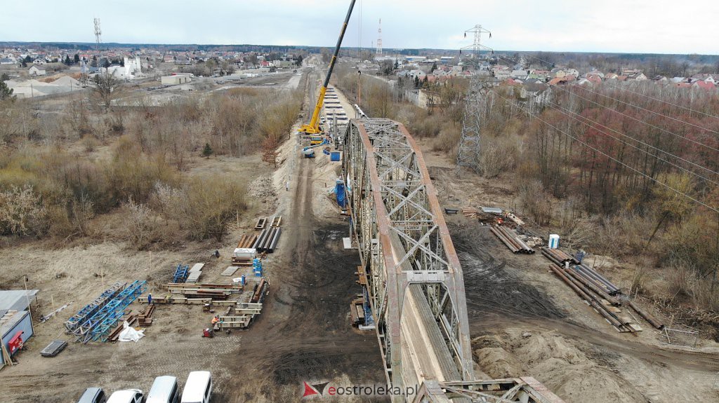 Rozbiórka mostu kolejowego na Narwi w Ostrołęce [18.03.2021] - zdjęcie #18 - eOstroleka.pl