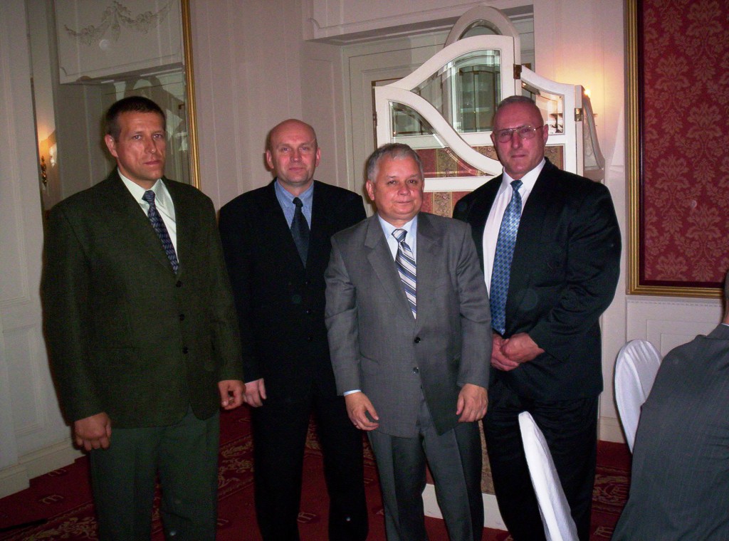Spotkanie z Lechem Kaczyńskim (październik 2005 r.) - zdjęcie #9 - eOstroleka.pl