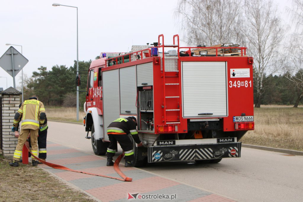 Pożar przy miejskiej oczyszczalni ścieków [05.04.2021] - zdjęcie #17 - eOstroleka.pl