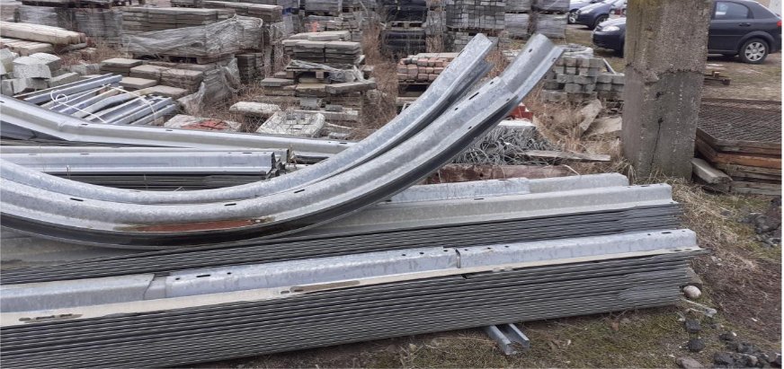 Elementy z rozbiórki mostu tymczasowego trafiły pod młotek [07.04.2021] - zdjęcie #2 - eOstroleka.pl