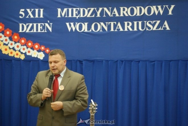 Dzień Wolontariusza (6.12.2010) - zdjęcie #34 - eOstroleka.pl