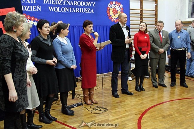 Dzień Wolontariusza (6.12.2010) - zdjęcie #7 - eOstroleka.pl