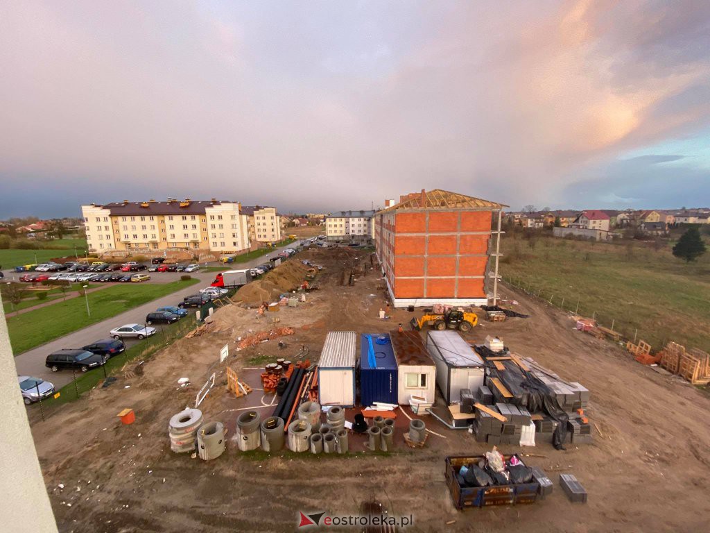 Trwają prace przy budowie bloku OTBS - zdjęcie #7 - eOstroleka.pl