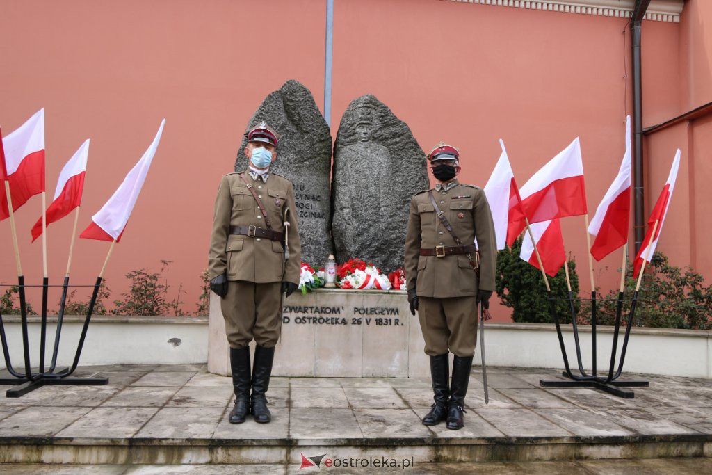Święto Konstytucji 3 maja - uroczystości w Ostrołęce [03.05.2021] - zdjęcie #35 - eOstroleka.pl