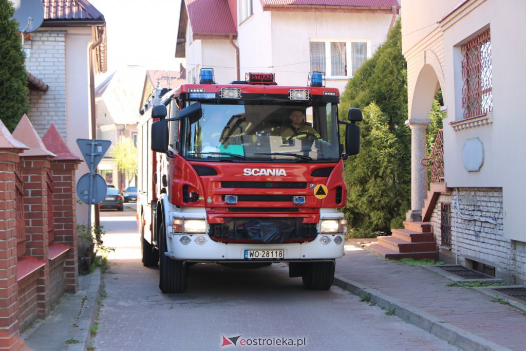 Alarm o ładunku wybuchowym w ostrołęckiej „skarbówce” [11.05.2021] - zdjęcie #4 - eOstroleka.pl