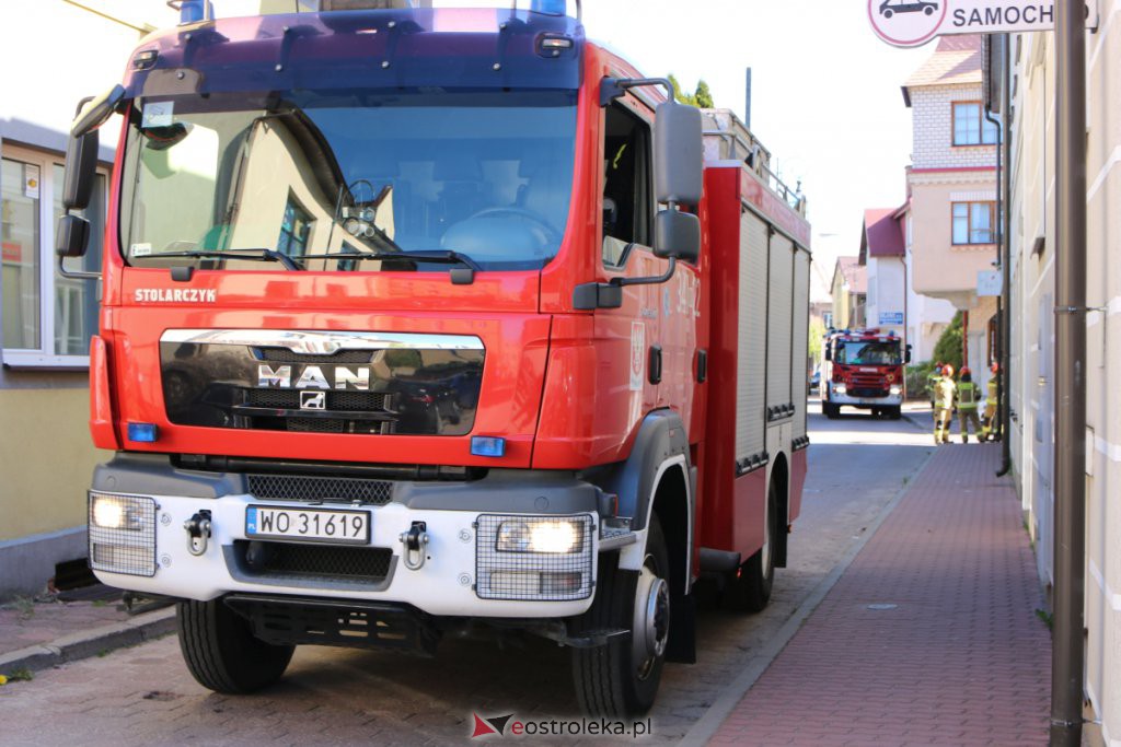 Alarm o ładunku wybuchowym w ostrołęckiej „skarbówce” [11.05.2021] - zdjęcie #16 - eOstroleka.pl
