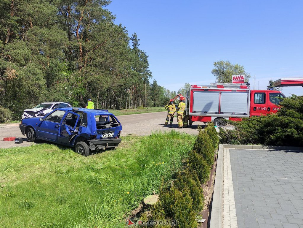 Wypadek w Damiętach. Są utrudnienia w ruchu między Ostrołęką a Goworowem [13.05.2021] - zdjęcie #1 - eOstroleka.pl