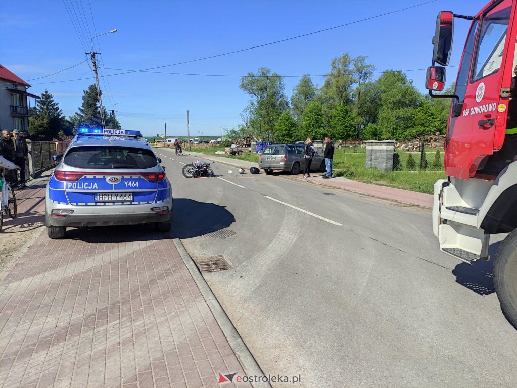 Wypadek w Goworowie. Poszkodowane dwie osoby [20.05.2021] - zdjęcie #5 - eOstroleka.pl