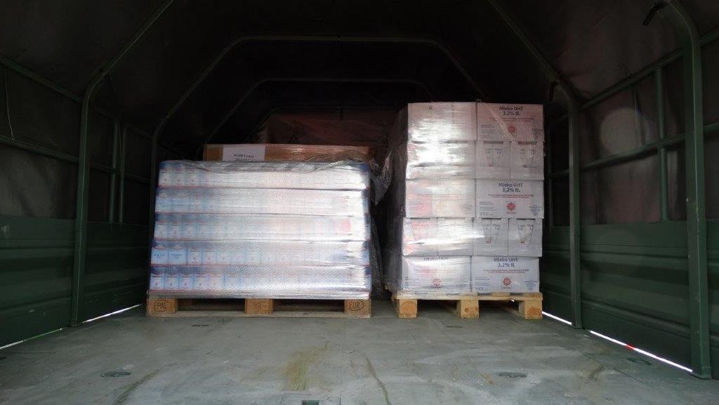 Kolejny transport żywności trafił do Ostrołęki. Pomoc otrzyma 800 osób - zdjęcie #5 - eOstroleka.pl