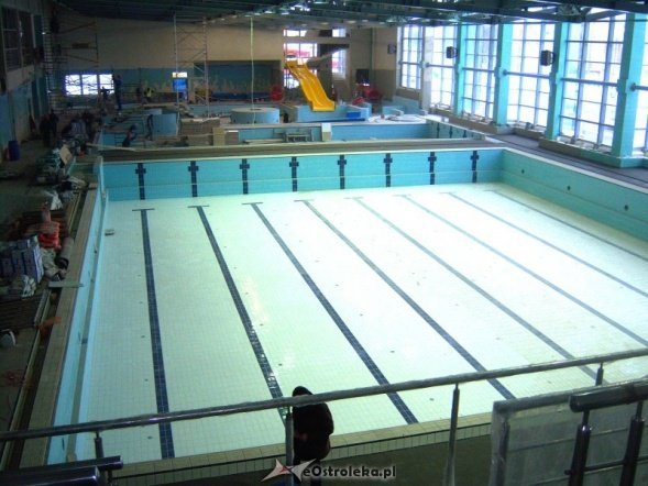Budowa basenu (13.12.2010) - zdjęcie #7 - eOstroleka.pl