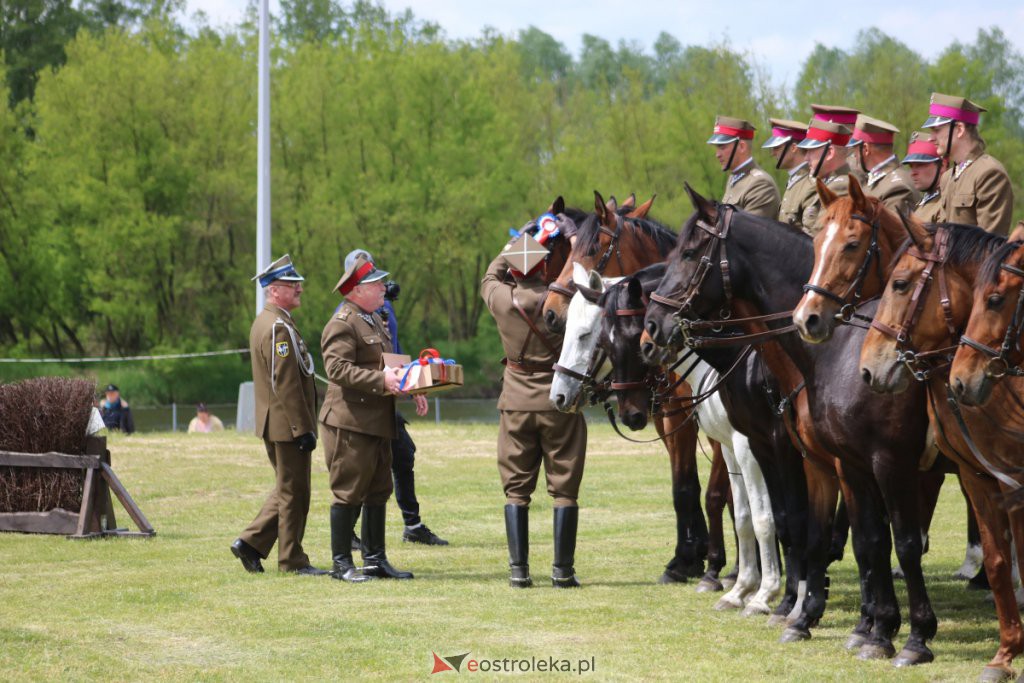 X Zawody Kawaleryjskie. Podczas pokazu doszło do wypadku [30.05.2021] - zdjęcie #5 - eOstroleka.pl