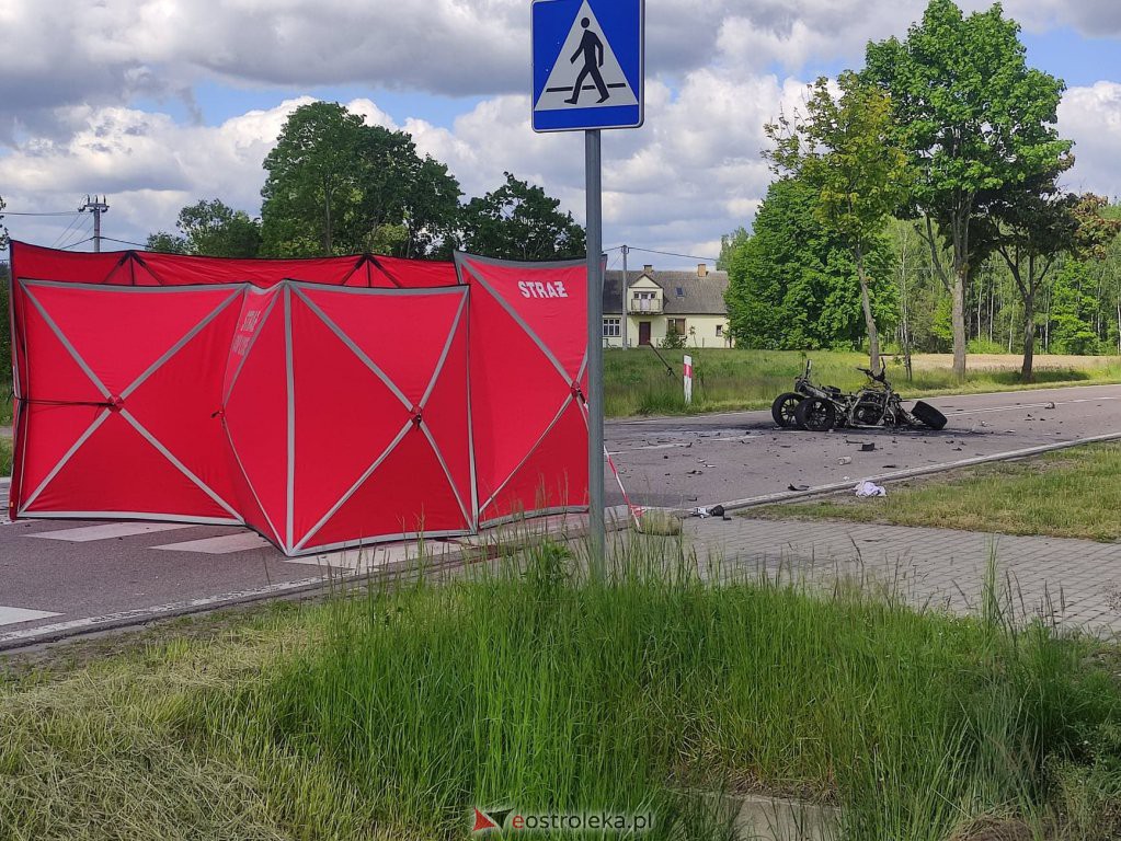 Tragedia na drodze wojewódzkiej między Myszyńcem a Łysymi [31.05.2021] - zdjęcie #5 - eOstroleka.pl
