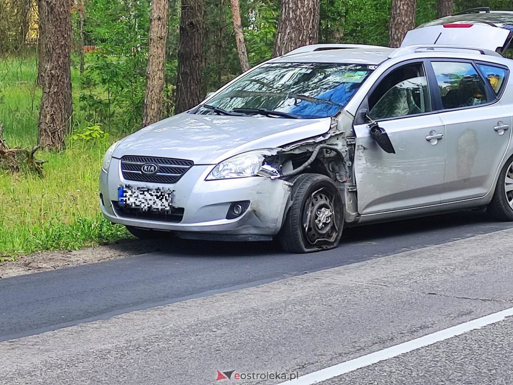 Wypadek na DK-53 między Kadzidłem i Myszyńcem. Są utrudnienia w ruchu [31.05.2021] - zdjęcie #9 - eOstroleka.pl